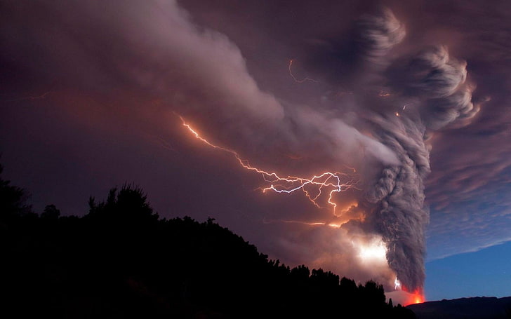 Volcanic eruption magma HD photography wallpaper 1.., typhoon with lightning strikes digital wallpaper