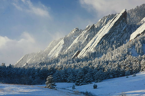 Rocky Landscape with a Huge Boulder · Free Stock Photo