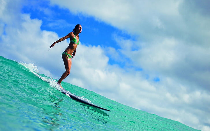 120 Girls Surfing