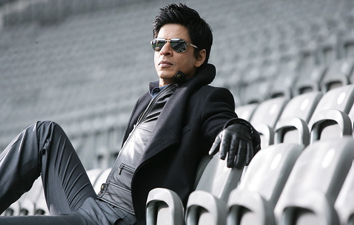 HD wallpaper: Dashing Sharukh Khan, men&#39;s black jacket, Bollywood Celebrities | Wallpaper Flare
