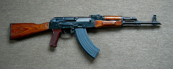 akm assault rifle