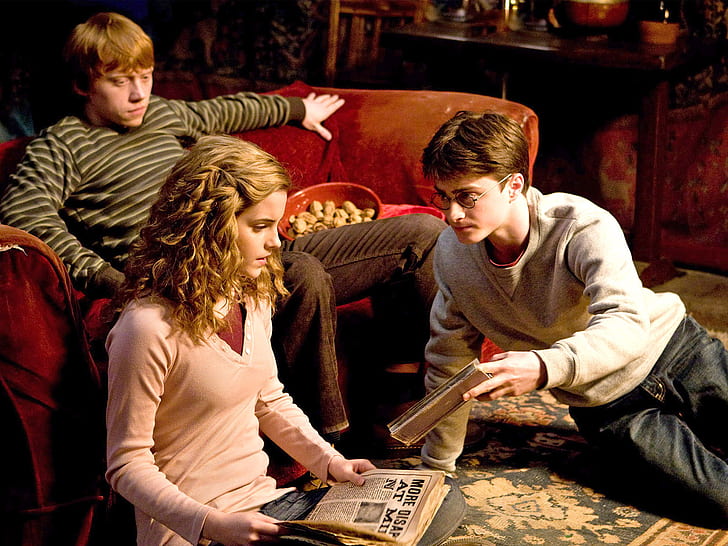 Emma Watson in Latest Harry Potter the Half Blood Prince, HD wallpaper
