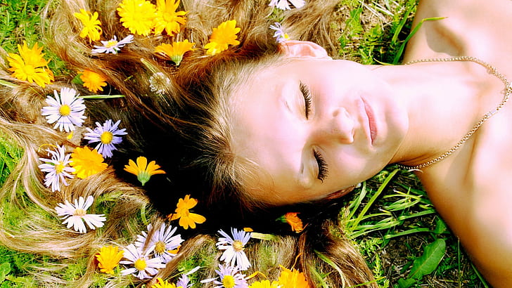 women, women outdoors, flower in hair, brunette, relaxing, face, HD wallpaper