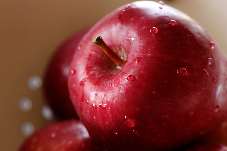 macro photography of red apples, red delicious, red delicious, apples