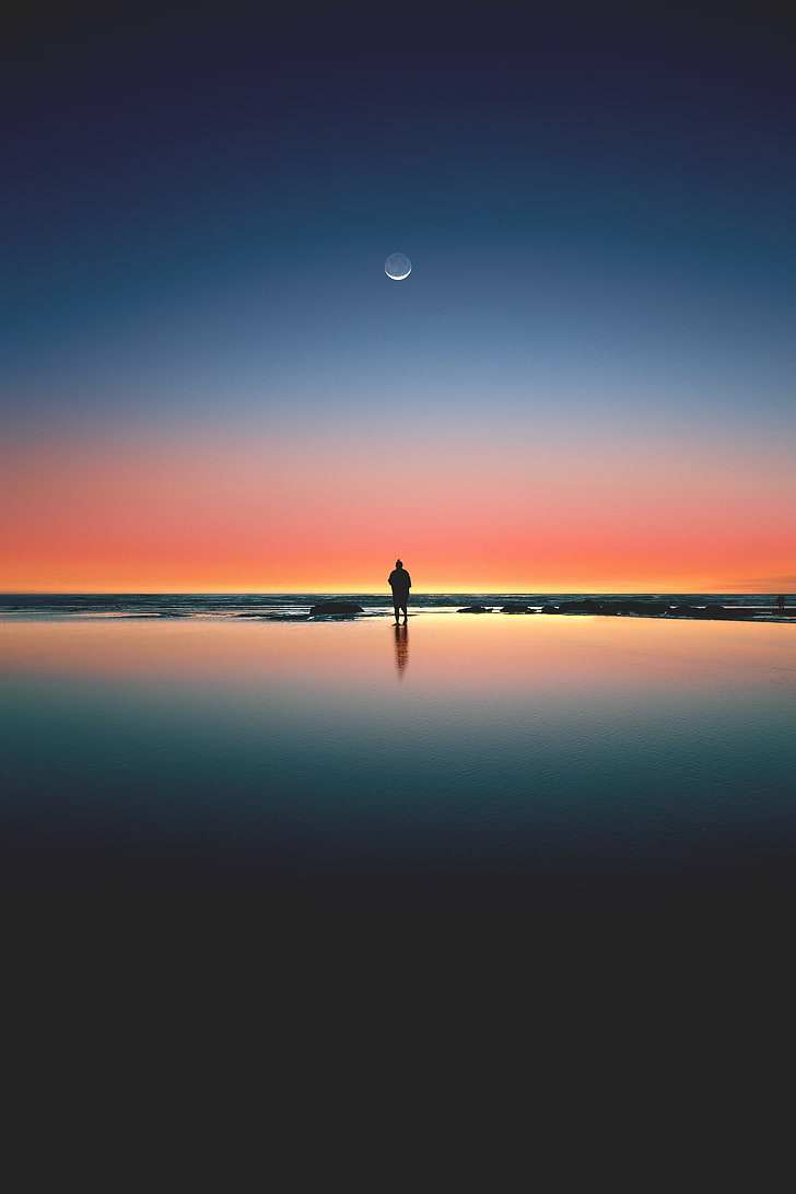 Moon, 4K, Sunset, Silhouette, Beach, Sea, Alone, Horizon, HD wallpaper