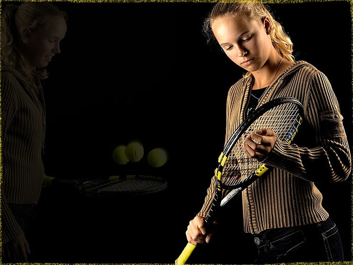 Caroline Wozniacki, black tennis racket, Sports, player, holding