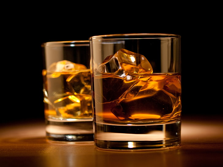 two rock glasses, ice, table, cubes, drink, whiskey, alcohol, HD wallpaper
