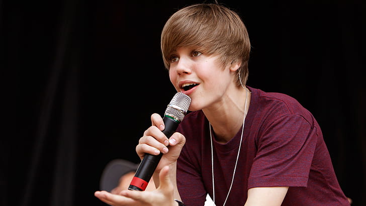 Justin Bieber, Singing, Microphone, HD wallpaper