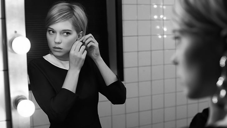 actress, French actress, Léa Seydoux, mirror, one person, portrait