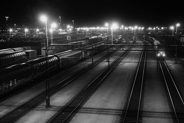 photography, monochrome, railway, train station, lights, lamp, HD wallpaper