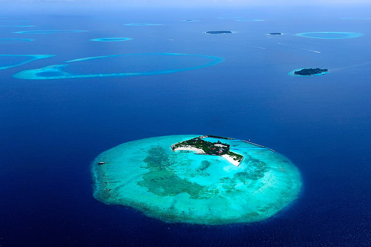 wide angle photo of island, nature, water, aerial view, Maldives