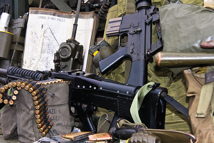 cartridges, machine gun, ammunition, M16, radio, assault rifle
