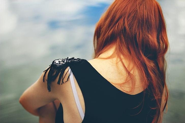 redhead, women, rear view, black clothing, women outdoors, one person