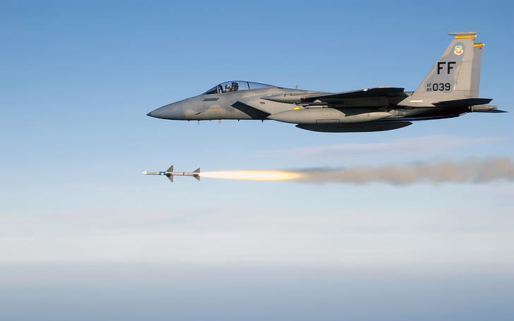 F 15 Eagle Firing AIM 7 Sparrow Medium Range Air to Air Missile, HD wallpaper