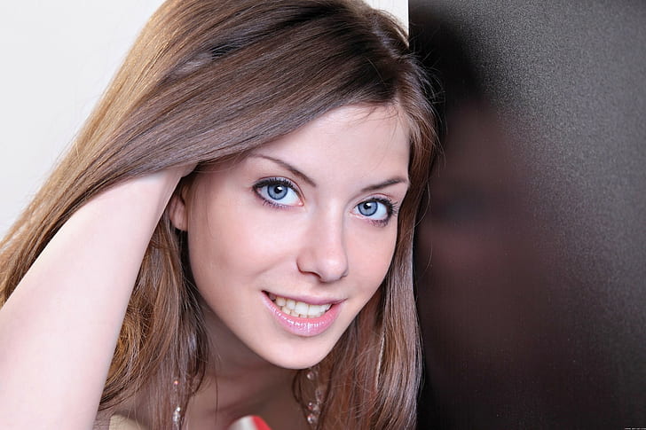 blue eyes, brunette, smiling, Anita C, HD wallpaper