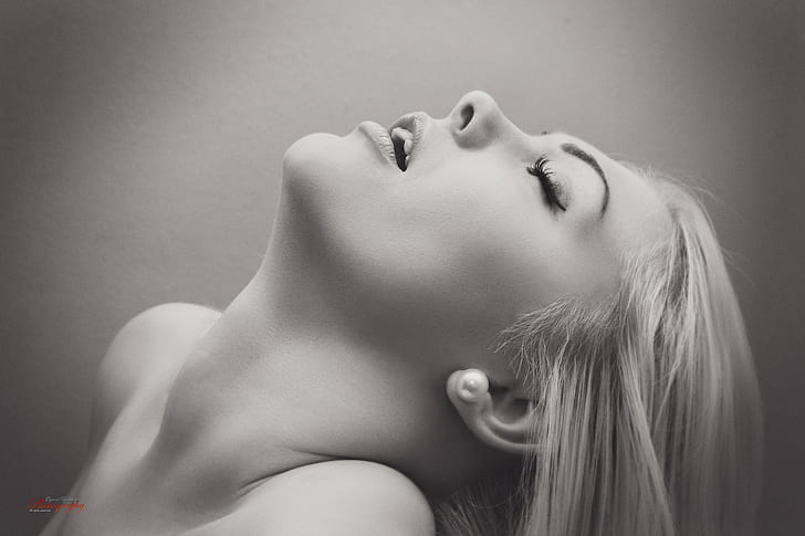 Free Download Hd Wallpaper Women Monochrome Blonde Closed Eyes Open Mouth Face Moaning