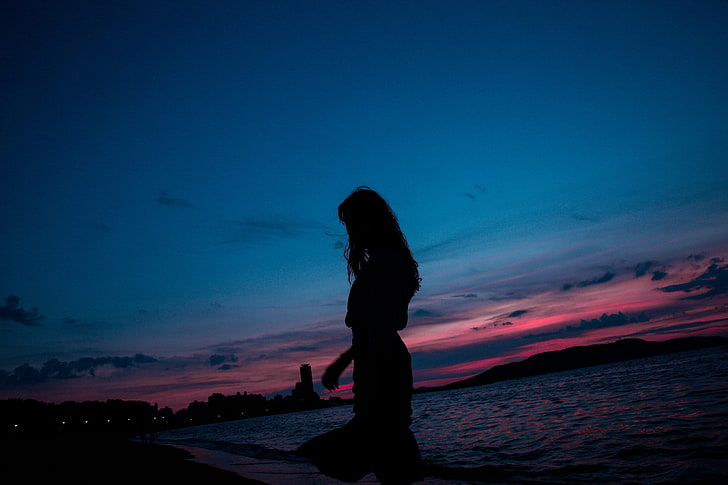 woman's silhouette, girl, night, sea, sunset, beach, nature, women, HD wallpaper