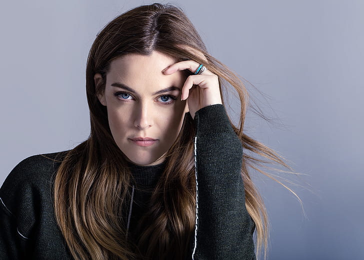 Riley Keough, actress, blue eyes, brunette, long hair, looking at viewer