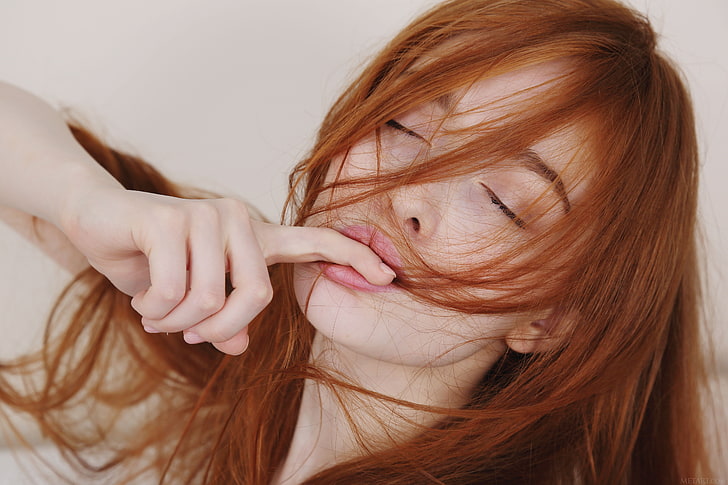 Jia Lissa, redhead, women, model, finger in mouth, hair in face