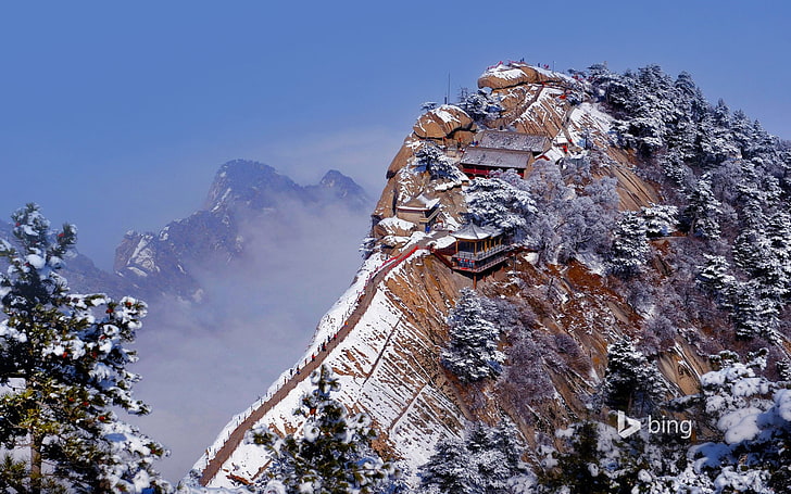 Mount Hua in Shaanxi Province China-2016 Bing Desk.., Great Wall of China illustration