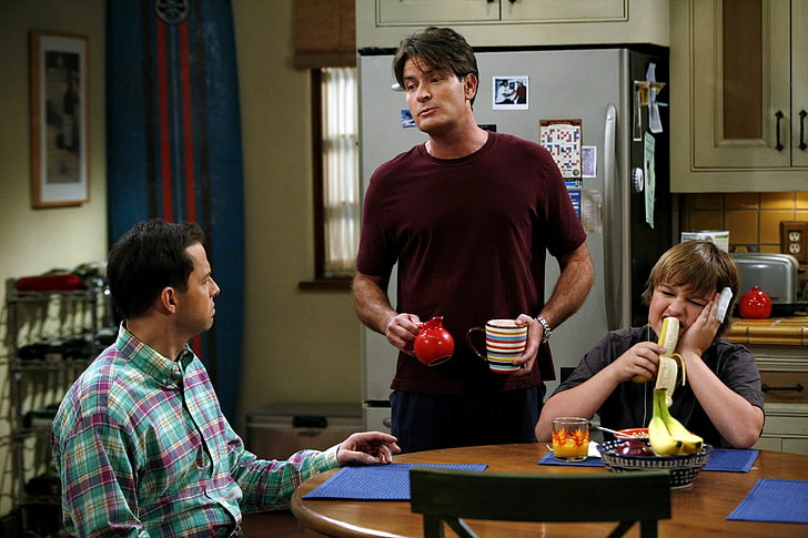 Charlie Sheen Two And A Half Men Wallpaper