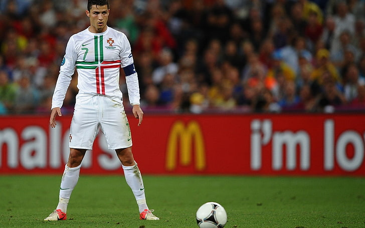 Cristiano Ronaldo European Champions, white and black soccer ball, HD wallpaper