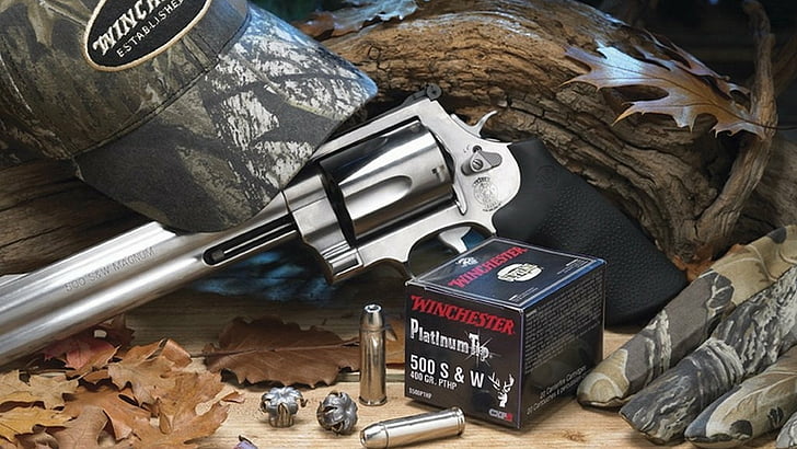 Weapons, Smith & Wesson 500 Magnum Revolver
