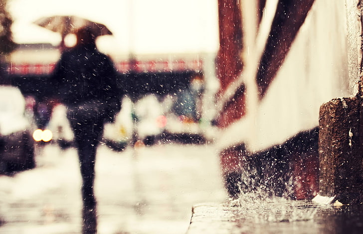 brown umbrella, rain, depth of field, water drops, outdoors, urban