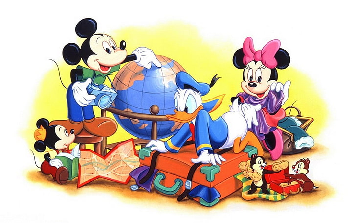 Mickey Mouse Donald Duck Minnie Mouse-Preparing for a summer holiday-Wallpaper HD-3840×2400