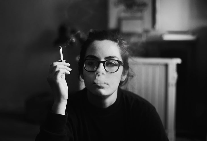 women, monochrome, smoking, cigarettes, glasses, women with glasses, HD wallpaper