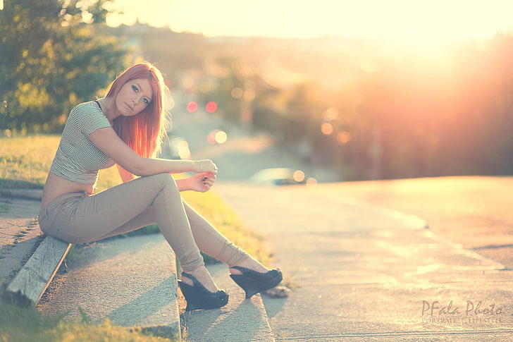 women's gray crop top, model, redhead, sitting, jeans, sunset