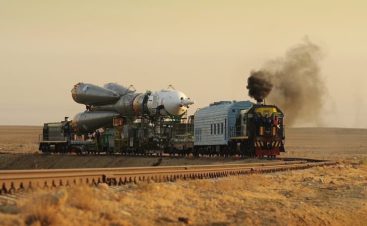 baikonur, cccp, locomotiv, rocket, russia, russian, soviet, HD wallpaper