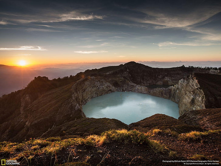 Kelimutu NP Flores Indonesia-National Geographic P.., sky, scenics - nature