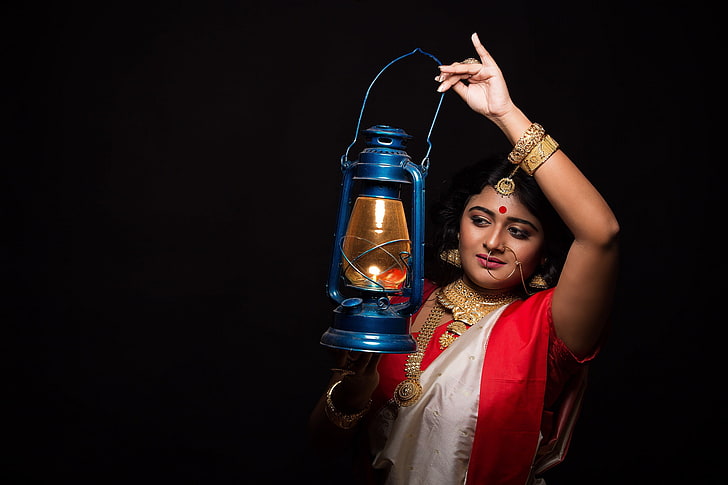 girl, decoration, lamp, lantern, Indian, saree, HD wallpaper