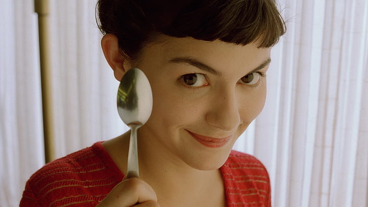 Audrey Tautou, spoon, movie poster, movie scenes, Amélie Poulain
