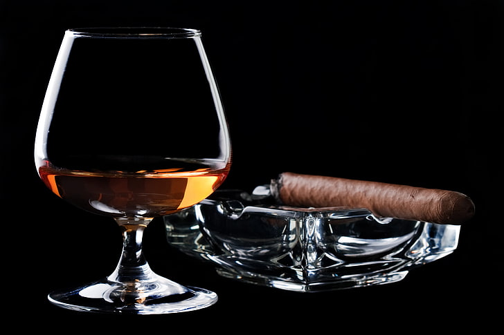 clear wine glass, cigar, cognac, Estet, alcohol, whiskey, drink, HD wallpaper