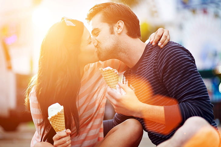 HD wallpaper: girl, love, woman, kiss, boy, mood, hug, ice cream, feeling |  Wallpaper Flare