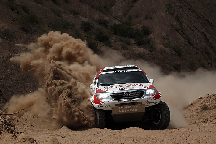 white and red Toyota car, Sand, Turn, Hilux, Rally, Dakar, The front