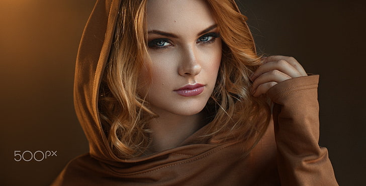 women's brown long-sleeved top, redhead, face, hoods, bokeh, blue eyes