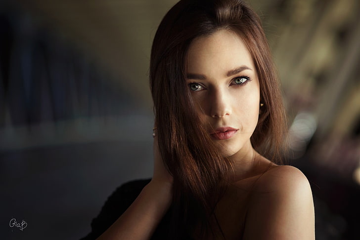 selective focus photography of woman, women, auburn hair, blue eyes, HD wallpaper