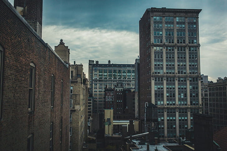 city, overcast, muted, urban, building, abandoned, cityscape