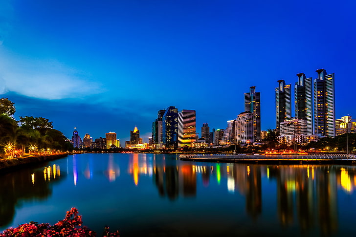 Hình nền HD: Khám phá thành phố Bangkok với những bức ảnh nightscape 4K tuyệt đẹp. Tất cả đều có tại Wallpaper Flare, nơi cung cấp những hình nền đẹp nhất trên thế giới.
