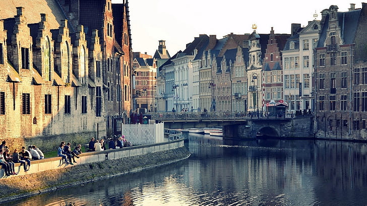 Towns, Ghent