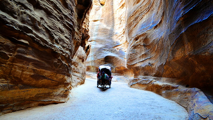 carriage between high cliffs, Jordan, Petra, rocks, horse, 4k, HD wallpaper