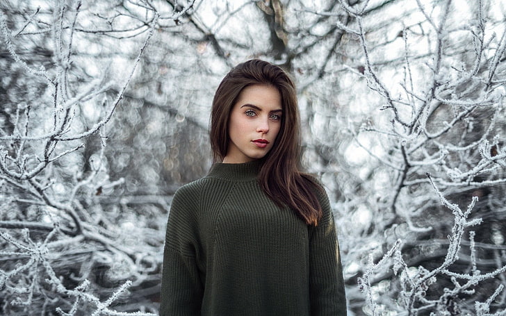 women outdoors, winter, model, Marlen Valderrama Alvaréz, tree