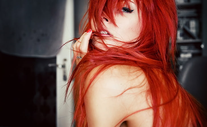 Hot Body Redhead
