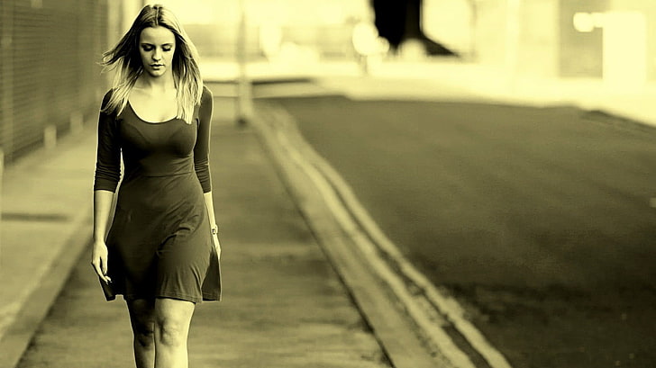 women, model, street, walking, young adult, one person, young women