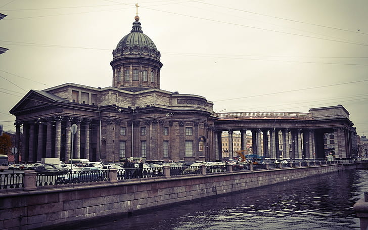 building, St. Petersburg
