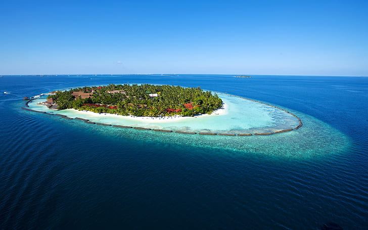 Amazing Maldives Island View, island resort, ocean, palms, luxury