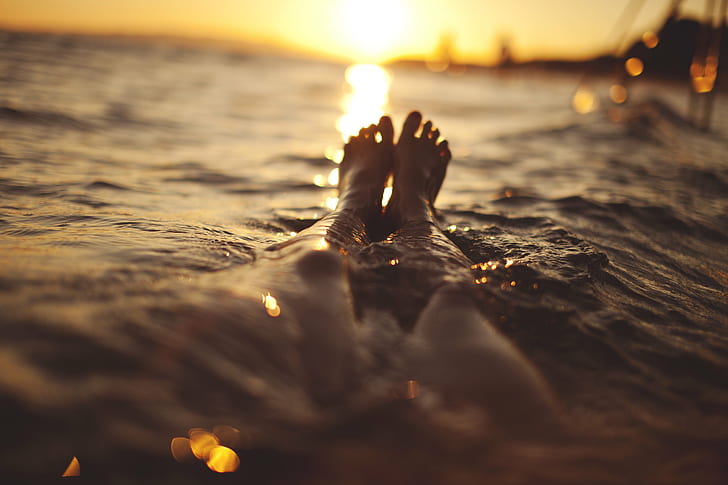 water, legs, legs together, sunset, sun bathing, silhouette, HD wallpaper